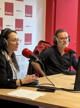 Rania Igueblalene et Frédéric Coteaux. Podcast sur le handicap en entreprise Vivre FM & AKTISEA